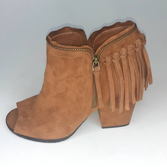 DV by Dolce Vita Boho Suede Peep Toe Fringe Booty - Picture 12 of 15